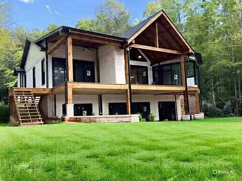 320 Twin Brook Drive, Blairsville, GA 30512