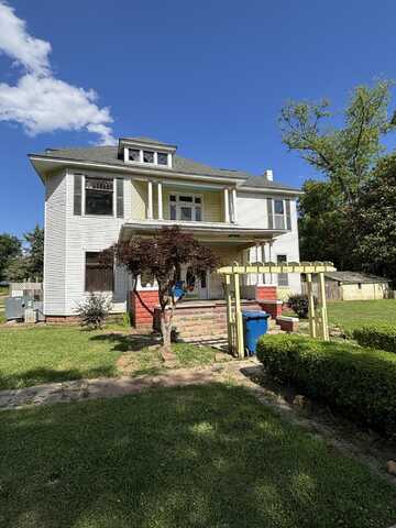 500 S Hickory Square, Aberdeen, MS 39730