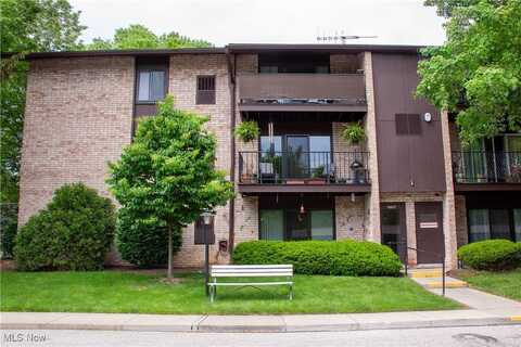 16475 Heather Lane, Middleburg Heights, OH 44130