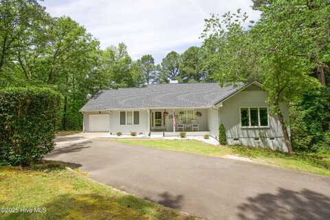 806 Sumac Lane, Vass, NC 28394