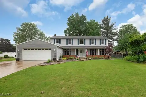 4181 Linden Circle, North Olmsted, OH 44070
