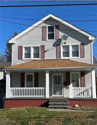 1733 Robindale Street, Wickliffe, OH 44092