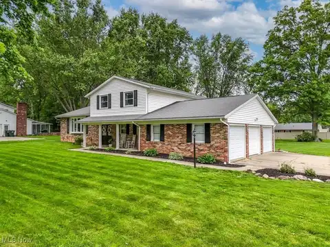5571 Comanche Street NW, North Canton, OH 44720