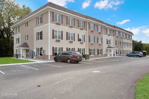 180 Paddlers Point #104, Matamoras, PA 18336