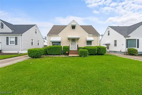 12501 York Boulevard, Garfield Heights, OH 44125