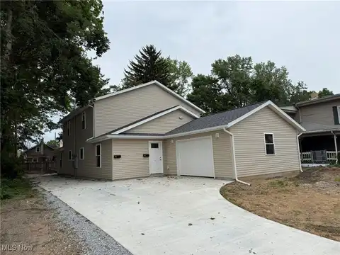 430 2nd Street NE, New Philadelphia, OH 44663
