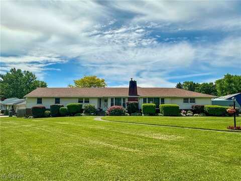 2308 Bears Den Road, Youngstown, OH 44511