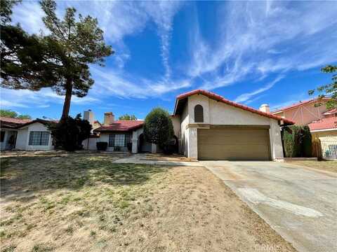 1305 Herzel Avenue, Lancaster, CA 93535