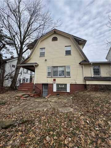 10234 Park Heights Road, Cleveland, OH 44104