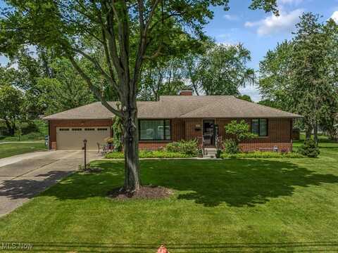 1033 Briarcliff Avenue, Alliance, OH 44601