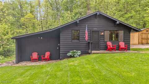 6026 Concord Drive, Bowerston, OH 44695
