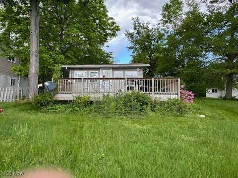 26253 Wildwood Drive, Beloit, OH 44609