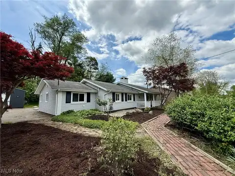 6250 W Liberty Street, Hubbard, OH 44425