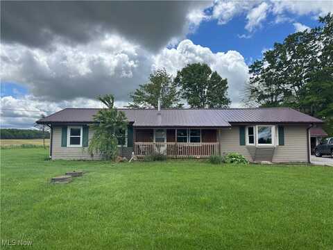 6874 Hammond Corners Road, Pierpont, OH 44082