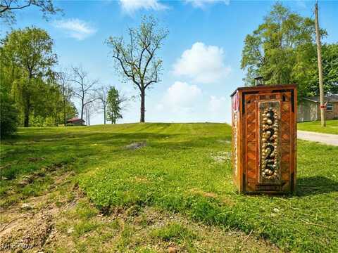 3225 Lake Road, Conneaut, OH 44030