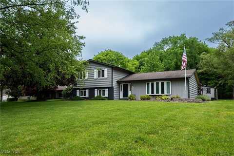 14693 Russell Lane, Novelty, OH 44072