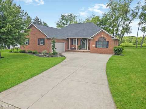 1135 Wheaton Circle NE, Massillon, OH 44646