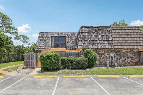 1660 Forest Lakes Cir, West Palm Beach, FL 33406