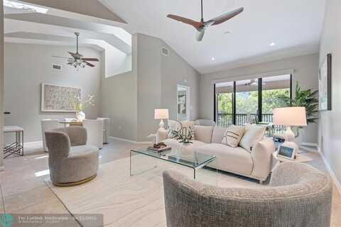9804 NW 1st Ct, Plantation, FL 33324