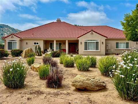 10204 Mount Olympus Valley Road, Fallbrook, CA 92028