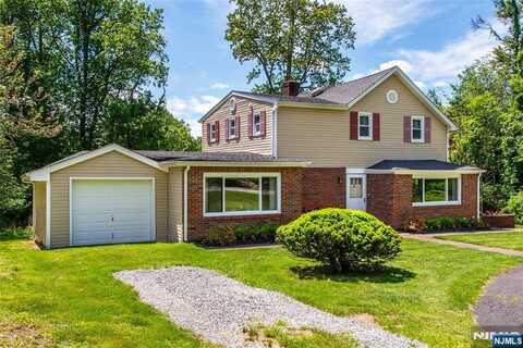 16 Dalewood Road, Wayne, NJ 07470