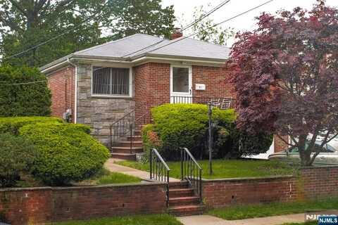 300 Mohegan Way, Fort Lee, NJ 07024