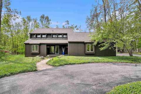 2430 Greenbriar, Harbor Springs, MI 49740