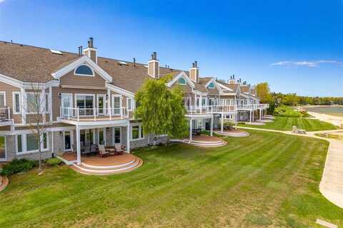 6040 Pine Lake Club, Charlevoix, MI 49720