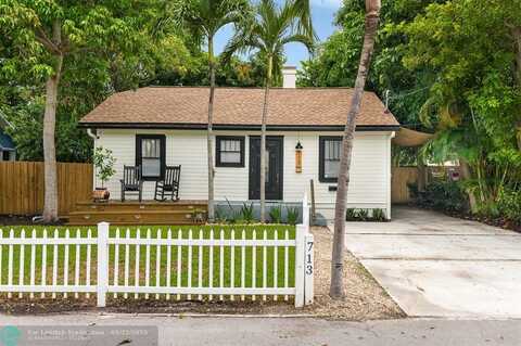 713 NE 17th Rd, Fort Lauderdale, FL 33304