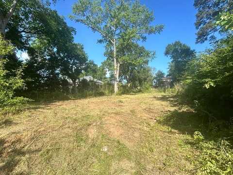 101 Nicholson, Center, TX 75935