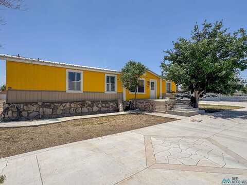 2411 Socorro Road, Carlsbad, NM 88220