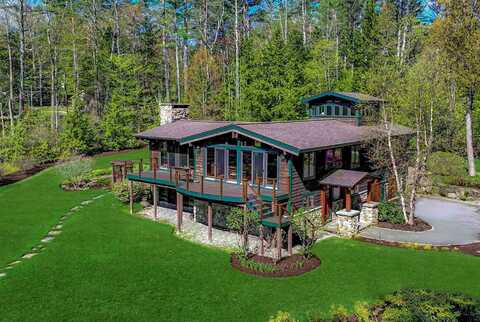 87 Deerpath Road, New London, NH 03257