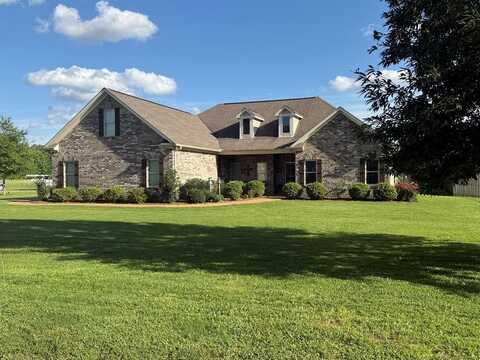 115 Champion Circle, Water Valley, MS 38965