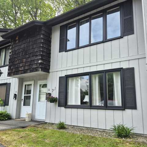 16 Oakwood Drive, Claremont, NH 03743