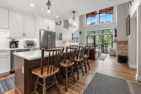 243 Skimobile Road, Conway, NH 03860