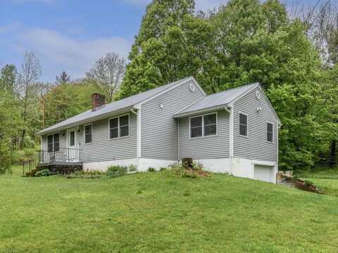 817 VT Route 15, Underhill, VT 05489