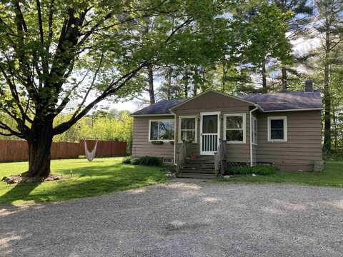 261 VT 15 E Road, Hyde Park, VT 05655