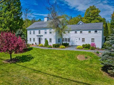 499 Andover Road, New London, NH 03257