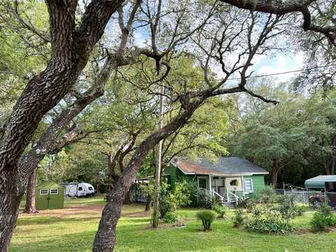 578 Brownsville Rd, Apalachicola, FL 32320