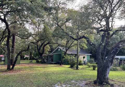578 Brownsville Rd, Apalachicola, FL 32320