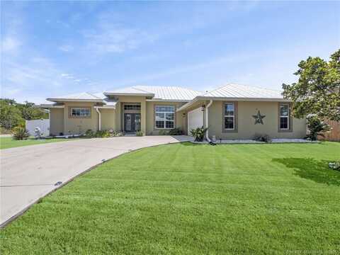 4201 SW Yalta Street, Port Saint Lucie, FL 34953