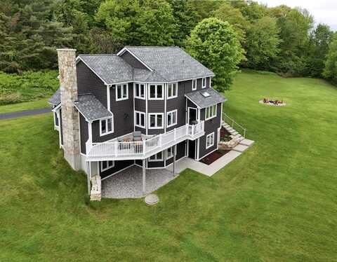 105 Brook Drive, Burlington, VT 05408