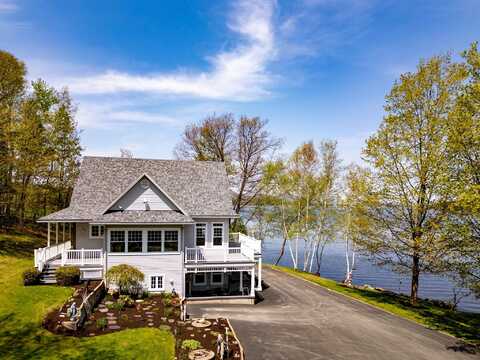 57 Farrants Point, Newport, VT 05855
