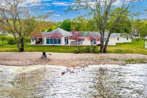 1 Mayhew Turnpike, Bridgewater, NH 03222