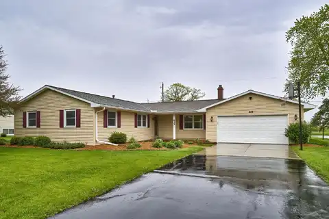 635 JOHNSON Street, PULASKI, WI 54162