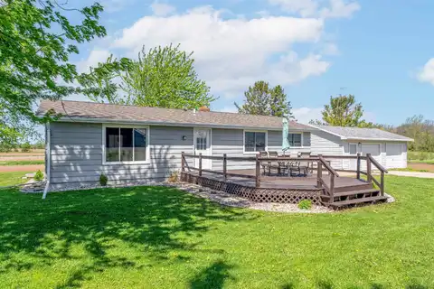 N7099 HORN Road, HILBERT, WI 54129