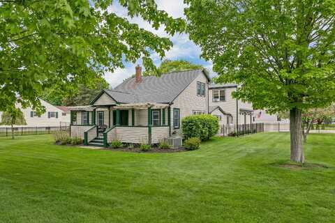163 Ocean Road, Portsmouth, NH 03801