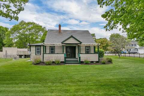 163 Ocean Road, Portsmouth, NH 03801