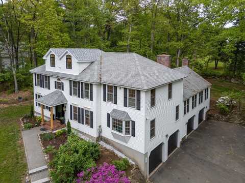 4 Rockwood Lane, Londonderry, NH 03053