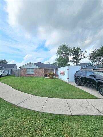 2724 MARISHA Court, Marrero, LA 70072